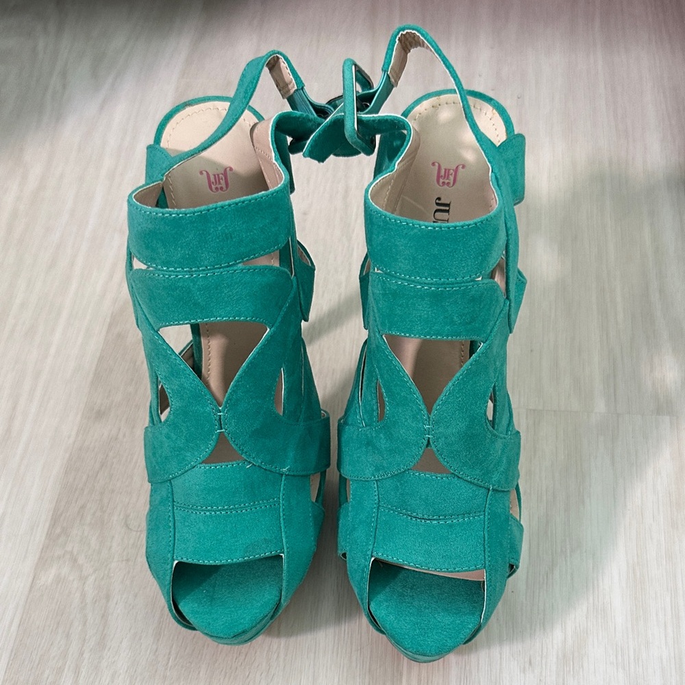 Green Heels